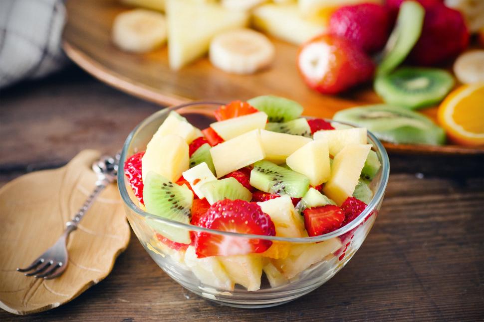 Salade de fraises, ananas et piment